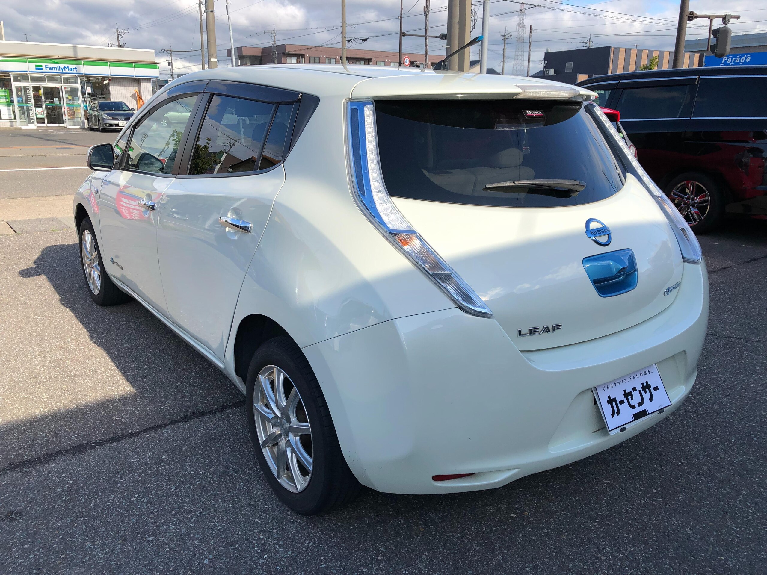 2011 Nissan Leaf X